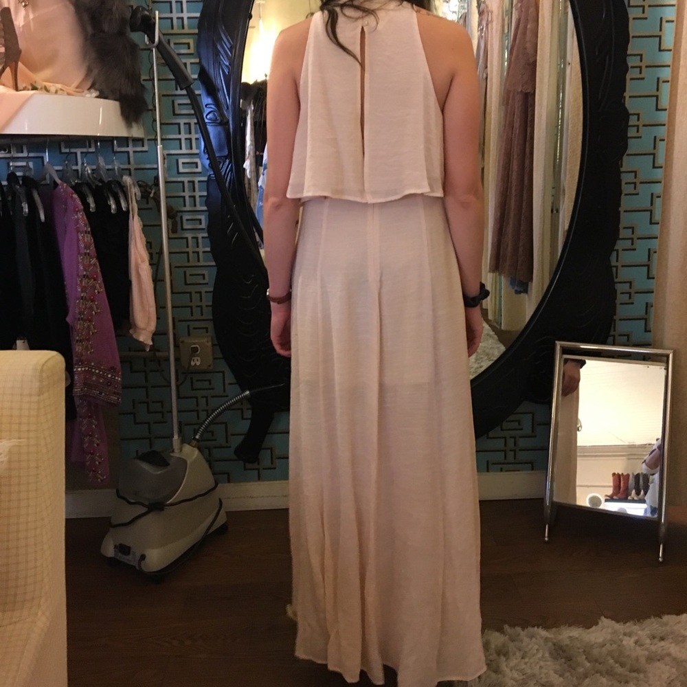 peach two piece top and skirt - Picture 2 of 2